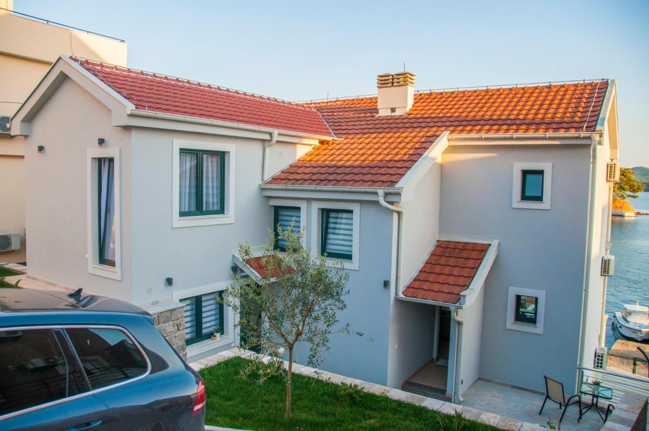 Beach Apartments Tivat Exteriör bild